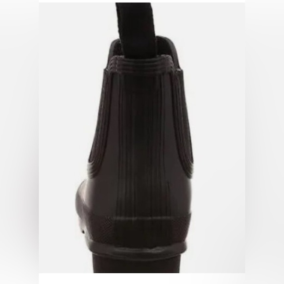 NWOT Hunter Chelsea Rainboots - Picture 4 of 9